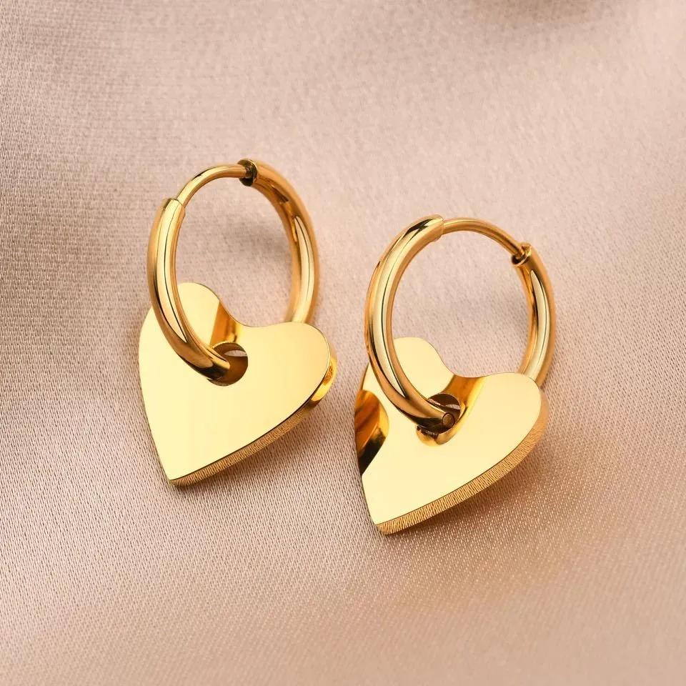 Dee Heart Earring