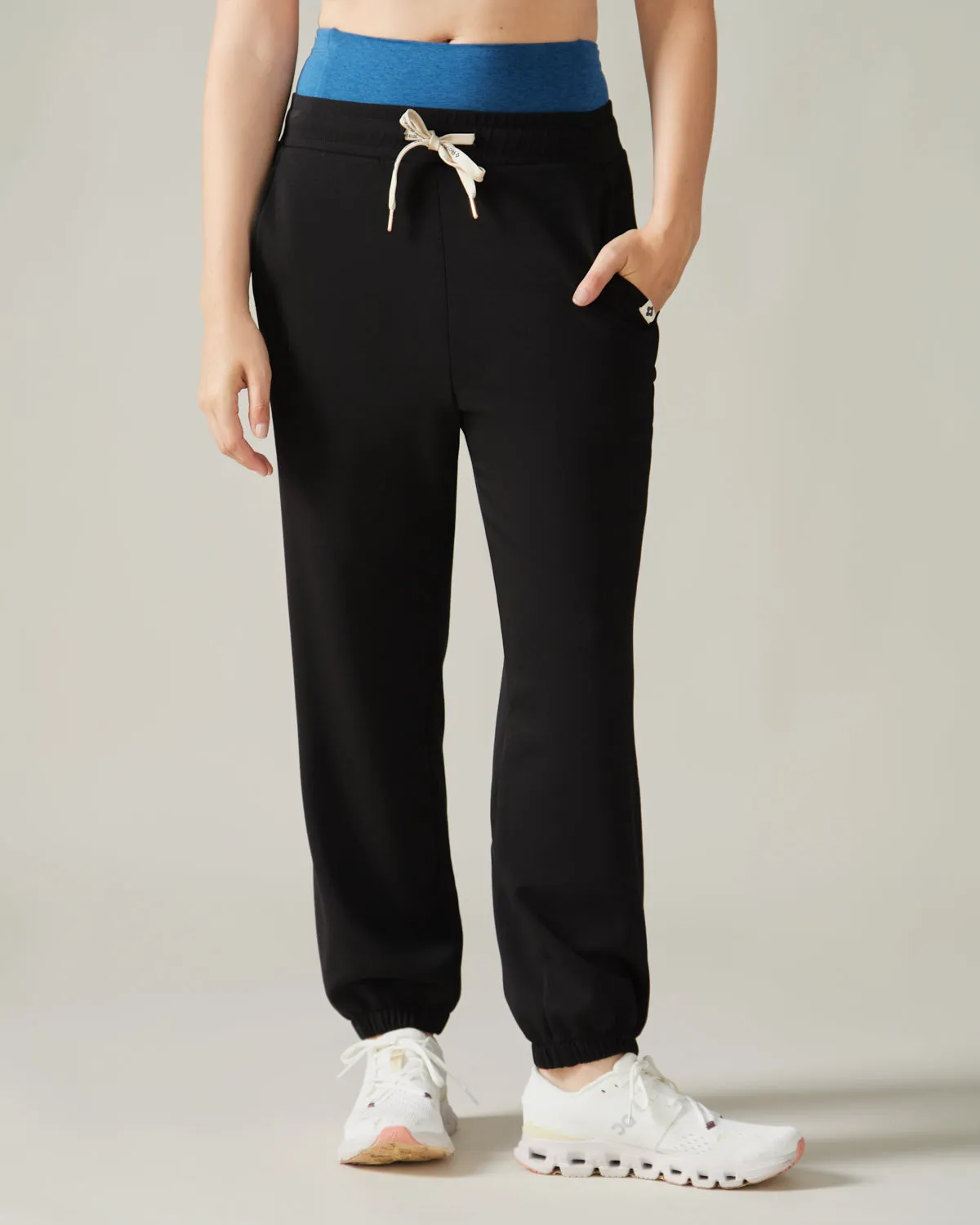 Edelweiss Jogger Pants - Total Eclipse