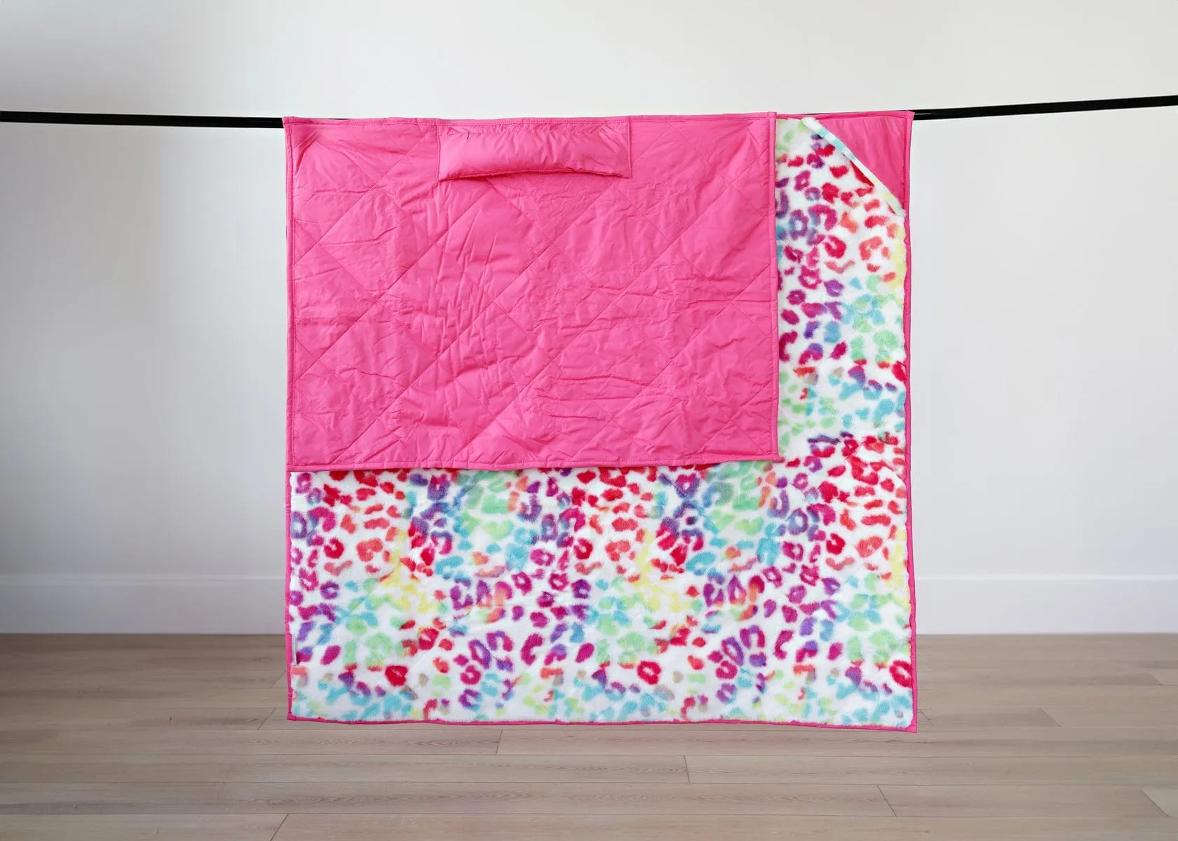 Everywhere Blanket - Hot Pink